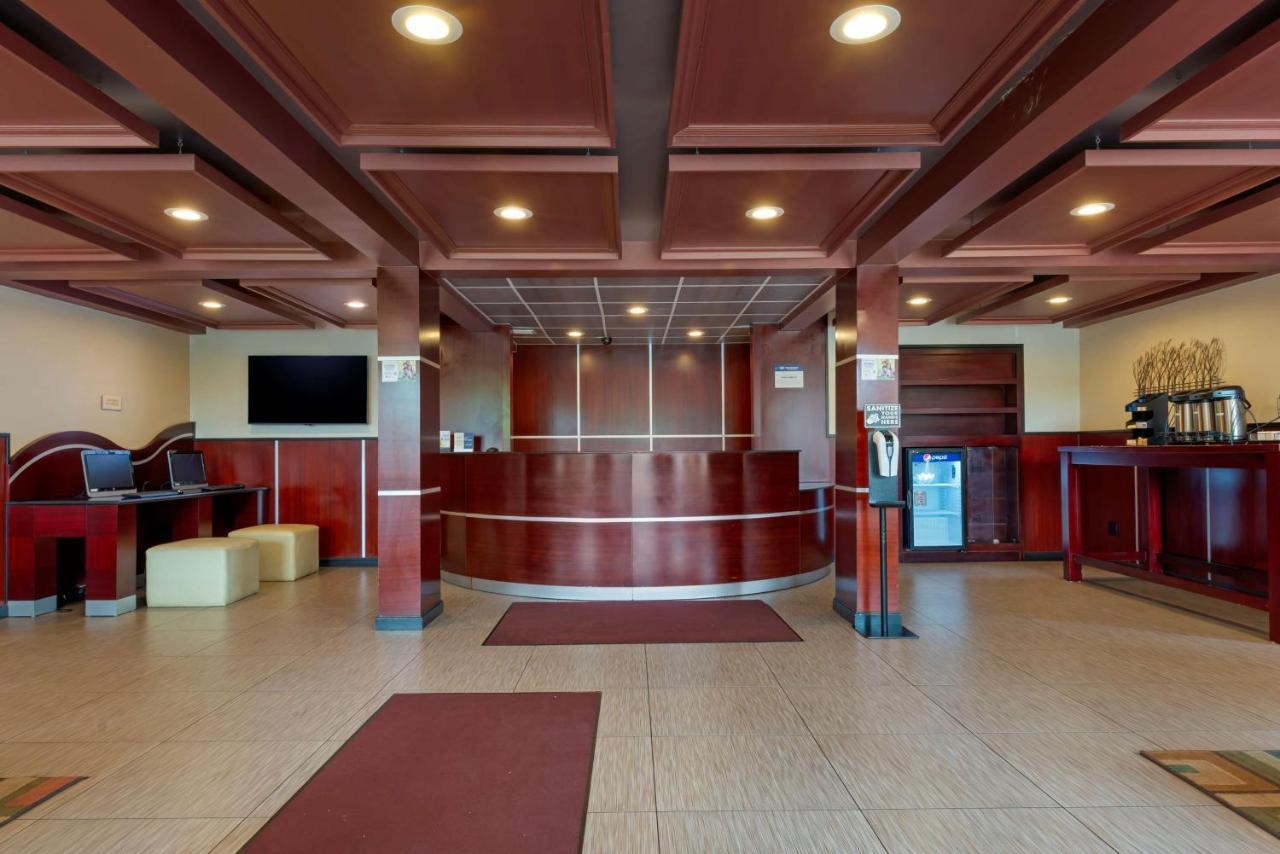 Best Western Plus Poconos Танерсвил Екстериор снимка