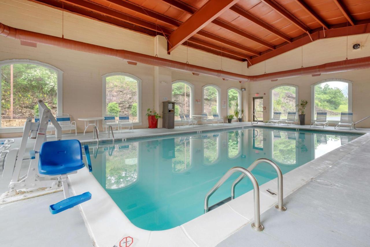 Best Western Plus Poconos Танерсвил Екстериор снимка
