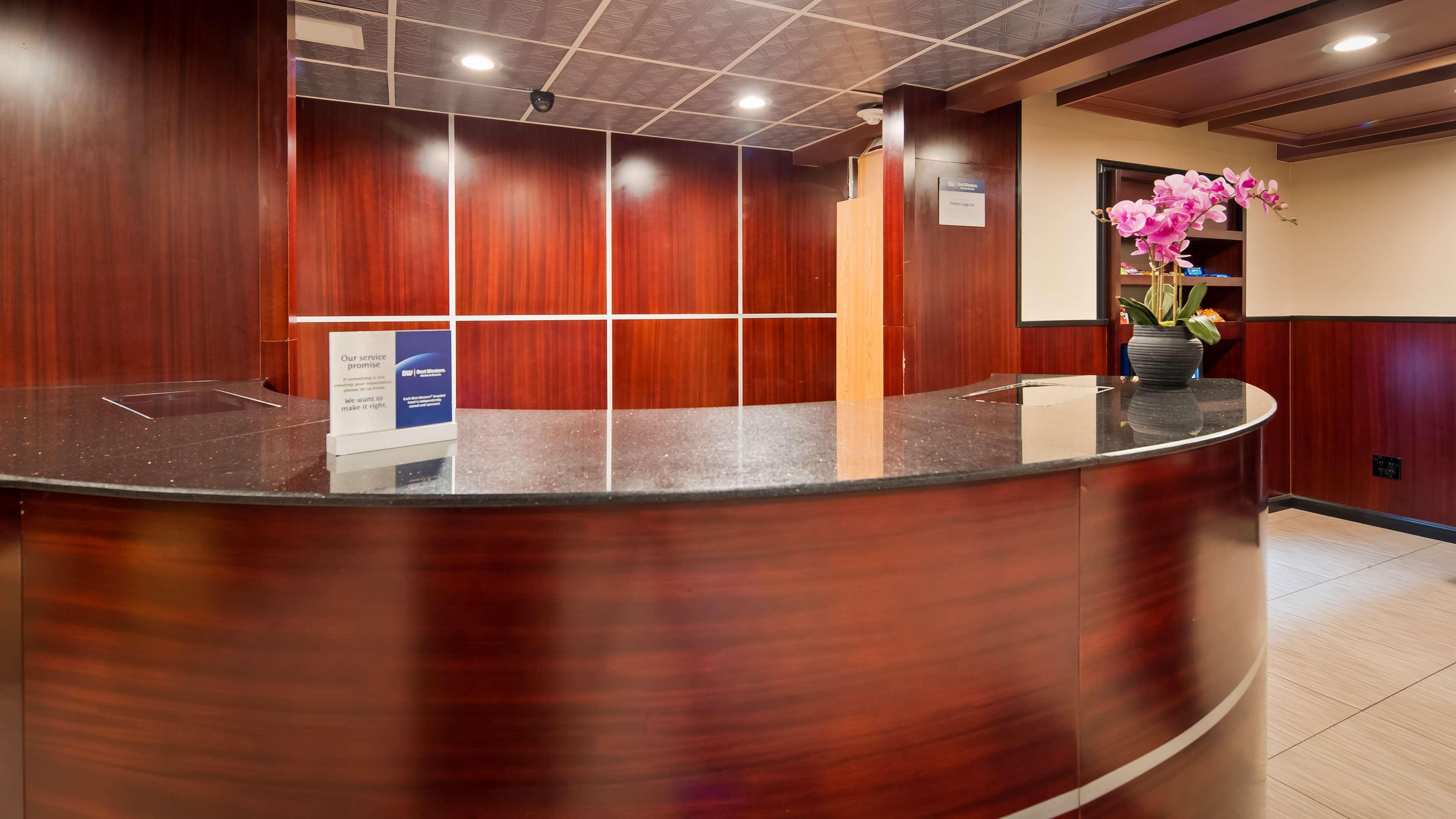 Best Western Plus Poconos Танерсвил Екстериор снимка