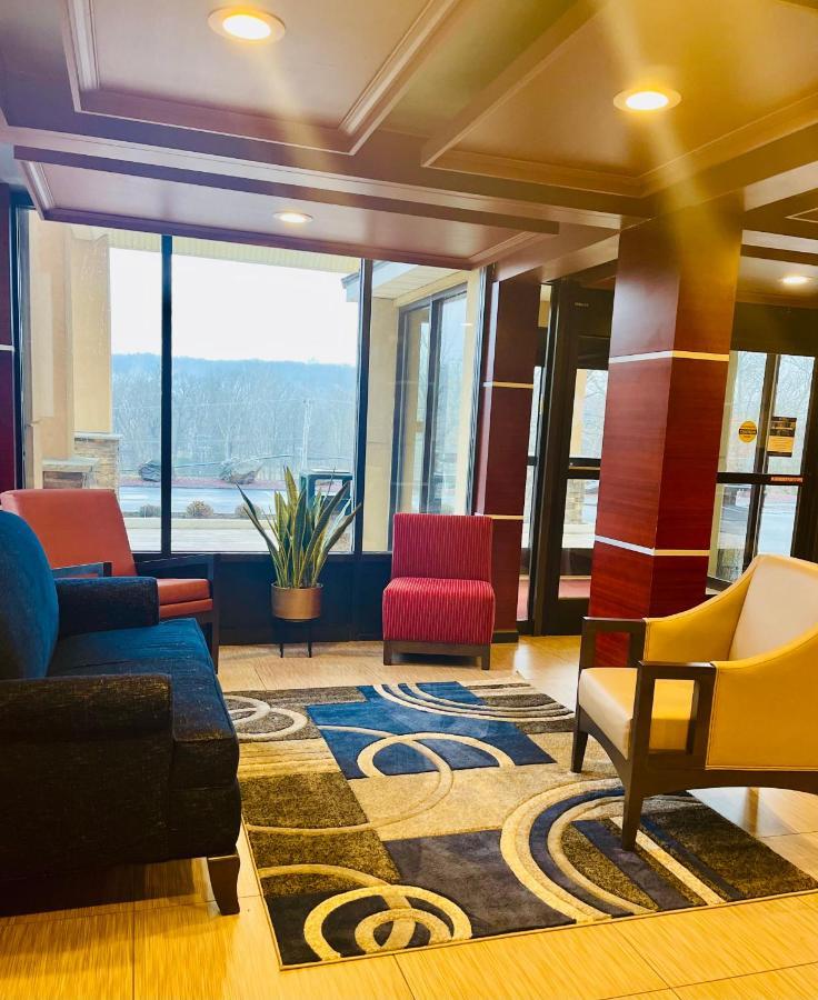 Best Western Plus Poconos Танерсвил Екстериор снимка