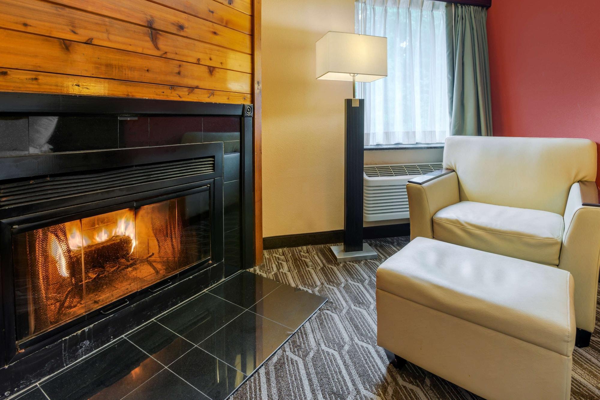 Best Western Plus Poconos Танерсвил Екстериор снимка
