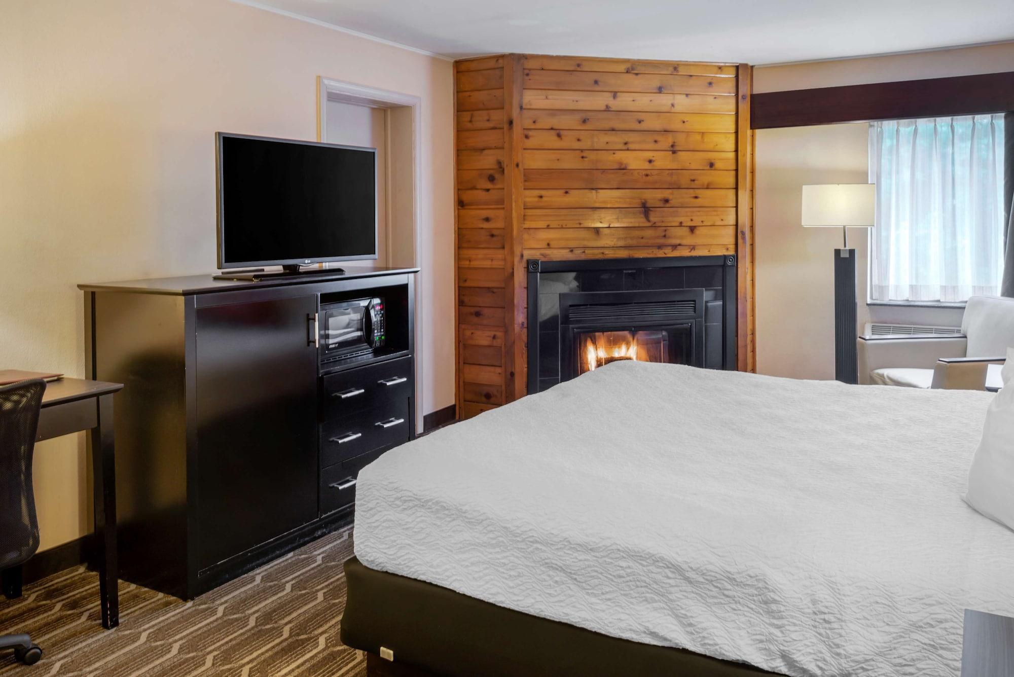 Best Western Plus Poconos Танерсвил Екстериор снимка