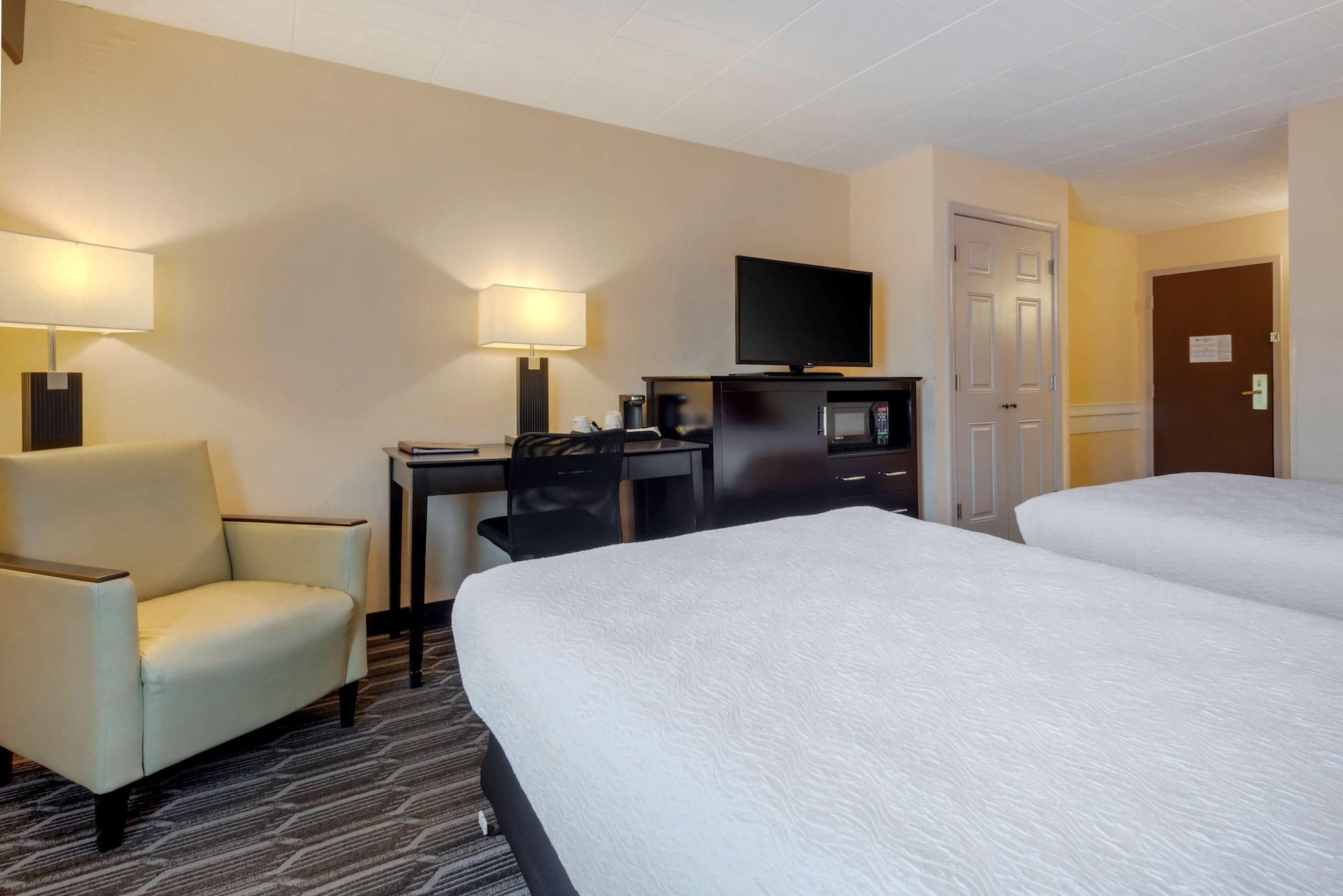 Best Western Plus Poconos Танерсвил Екстериор снимка